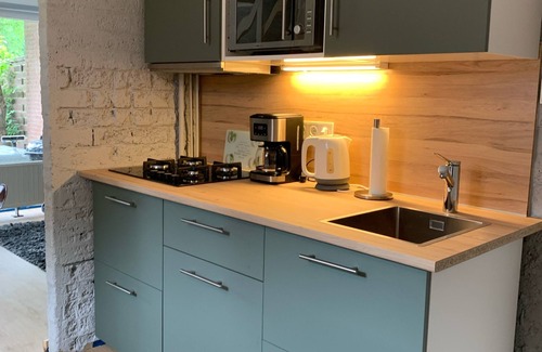 Bruinisse House | Freshly renovated FH in family friendly area. Vacation park, dishwasher, bicycles, Zeeland