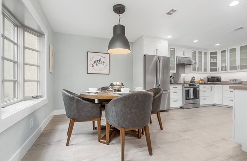 Fresno House | Fresno House|Pool|BBQ|Family-Friendly|Serene 3 Bed/2Bath