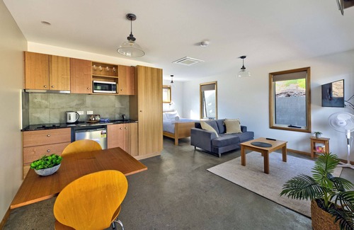 Coles Bay House | Freycinet Stone Studio 8