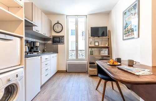Le Suquet Apartment | FRGK "Suquet "centre historique de Cannes"