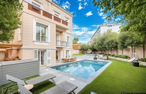 Riou - Petit Juas - Av de Grasse Villa | FRGK "VILLA La Cote D'Azur"