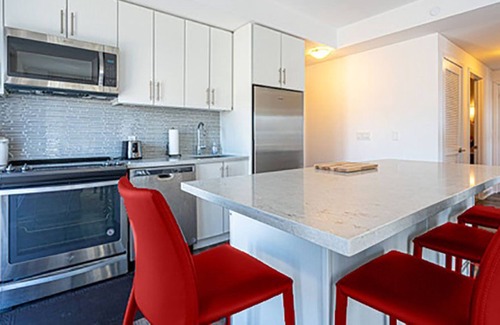 Innisfil Apartment | Friday Harbour Resort Executive Ideal for Families One Free Parking
