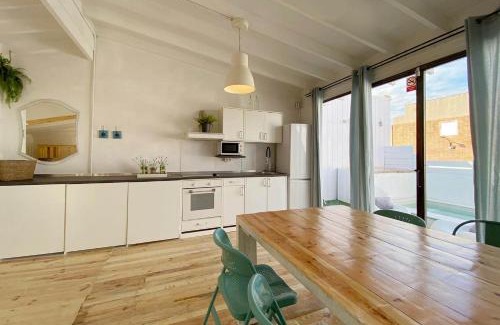 Provencals del Poblenou Villa | Fridays Flats Casa Aquamarine