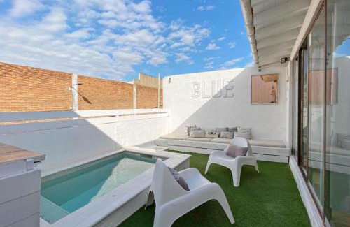 Provencals del Poblenou Villa | Fridays Flats Casa Aquamarine