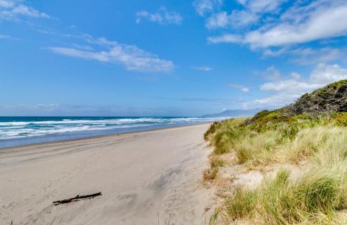 Rockaway Beach House | Friend-Ship
