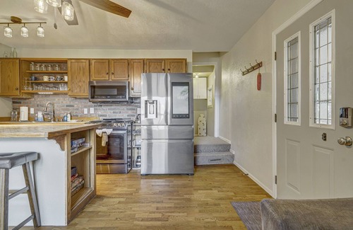 West Colorado Springs House | Friend Zone