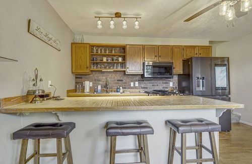 West Colorado Springs House | Friend Zone
