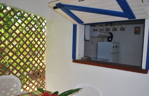 Douville Cottage | Friendly cottage in tropical garden