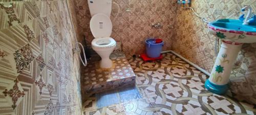 Gulmarg House | Friends ENCLAVE GUREZ
