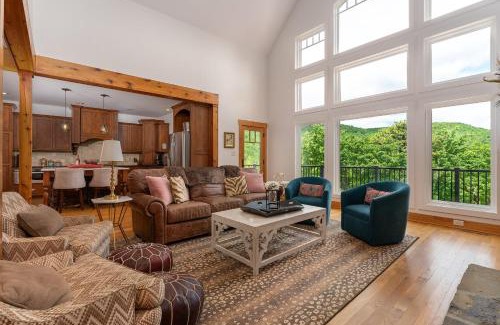 Black Mountain House | Frolly Falls