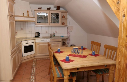 Zittau Apartment | from 74 €/night Apartment in Italian style above the roofs of the city