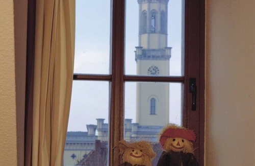 Zittau Apartment | from 74 €/night Apartment in Italian style above the roofs of the city