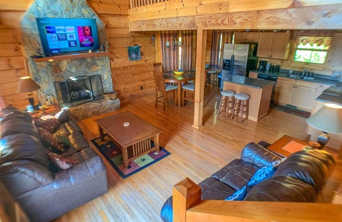 Buck Mountain Cabin | From Fireplace Evenings to Deckside Sunsets- A Heavenly View Has It All