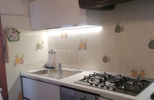 Porto Istana Bed & Breakfast | From Manu 1/2