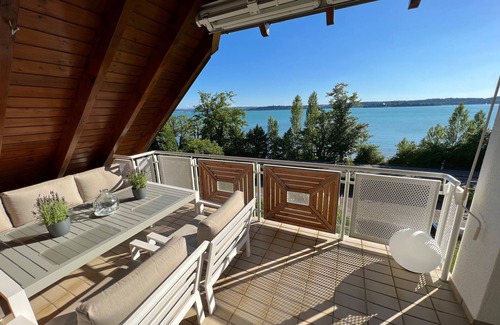 Unteruhldingen Apartment | From sunrise to sunset, you can enjoy magnificent views of the lake,