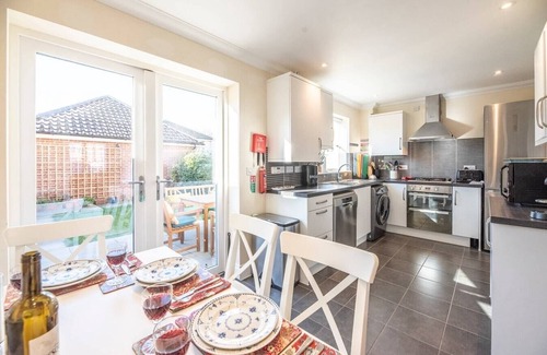 Saxmundham Apartment | Fromus Rise, Saxmundham