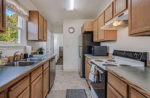 Coeur d'Alene House | Front Ave Charmer - Blocks from Sanders Beach