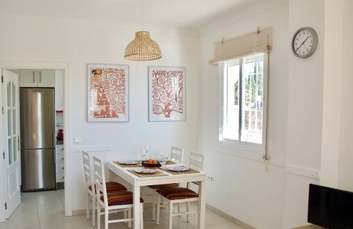 Torre del Mar Apartment | Front line Beach Ground Floor Apartment, 2 mins walk to Beach
