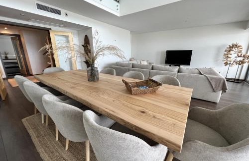 Costa de Caparica Apartment | Front Line, Sea View, luxury Penthouse in Caparica