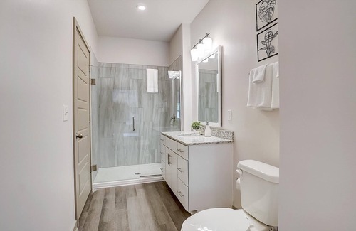 Forest Park Apartment | Frontdesk | 1 BR Apt near Birmingham Zoo