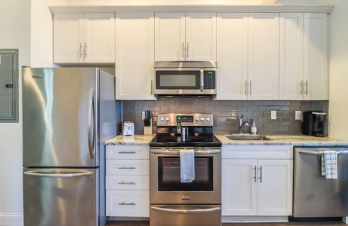 Historic Ybor Apartment | FRONTDESK 1910 E 7th Ave Apts Historic Ybor Tampa