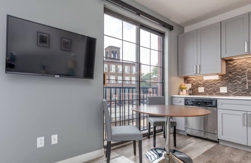 Soulard Apartment | Frontdesk | Open Studio Apt near St Louis Arch