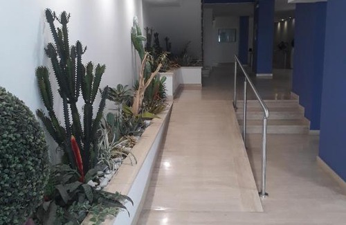 Giulianova Apartment | FRONTE MARE-CENTRALE-Riviera Palace-Giulianova-Apartment-affitti solo da Sabato a Sabato