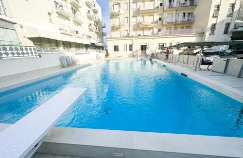 Jesolo Apartment | Fronte Mare, Piscina - RESIDENCE GRIFONE