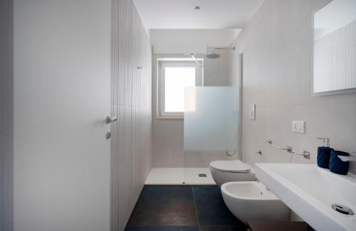 Monopoli Apartment | FronteMare Apartment - 5 MinWalk from the beach & Terrace