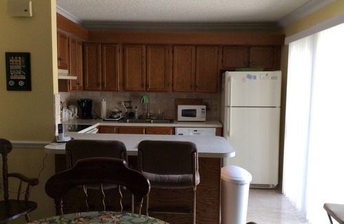 Biggar House | Ft. Myers Townhome With All The Comforts