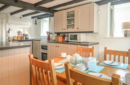 Boscastle Cottage | FUCHSIA COTTAGE, pet friendly, with open fire in Boscastle