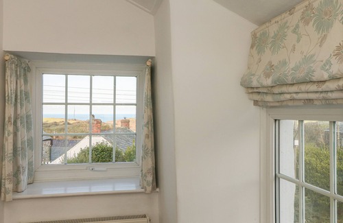 Boscastle Cottage | FUCHSIA COTTAGE, pet friendly, with open fire in Boscastle