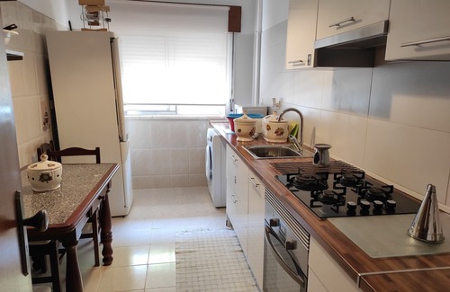 Corroios Condo | Full apartment 2 quartos, Air conditioning, 2 WC