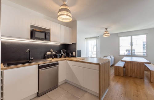 Chessy Apartment | Full House by Plaza - sublime apartment