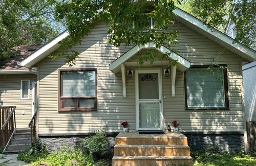 Winnipeg House | Full house Close to Down town and St Boniface