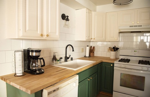 Warrens House | Full Kitchen-3 Smart TVs-1min ->Three Bears Resort