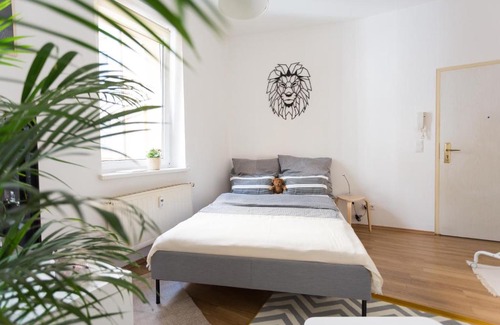 Halle Apartment | FullHouse - Halle - T28 - Lion Apartment