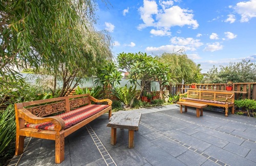 Sydney Apartment | FULLY FURNISHED HOME WALK TO ELOUERA BEACH
