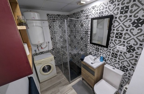 Sant Adria de Besos Apartment | Fully equipped Studio, 15 min. from BCN downtown, 8 min. walk from the beach