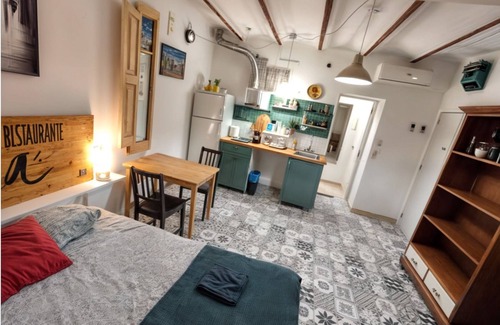 Sant Adria de Besos Apartment | Fully equipped Studio, 15 min. from BCN downtown, 8 min. walk from the beach