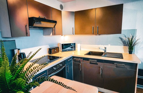 Orcieres-Merlette Apartment | Fully-equipped 5-person apartment with mountain views.