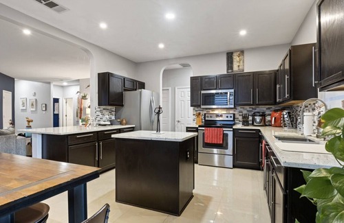 North San Antonio - SAT House | Fully equipped, bbq, golf + amenities 3BR home
