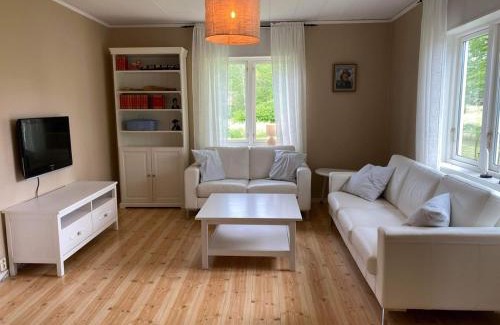Eksjo Villa | Fully equipped country house with lake location