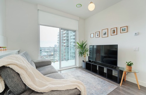 Victoria West Condo | Fully furnished 1 bedroom condo at Bayview Place in Victoria