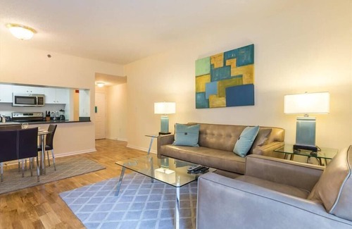 Hoboken Apartment | Fully Furnished 1BR | Kitchen & Free WiFi | Mins from NYC