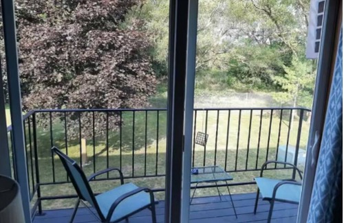West Bend Condo | Fully Furnished 2 Bedroom/1Bathroom - West Bend, WI