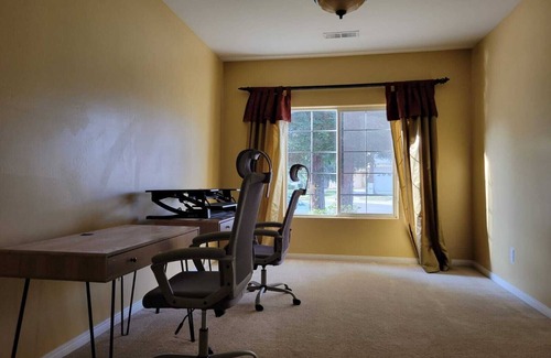 Greenacres House | Fully furnished 4BR House at safe classy SW Neighborhood up to 12 guests