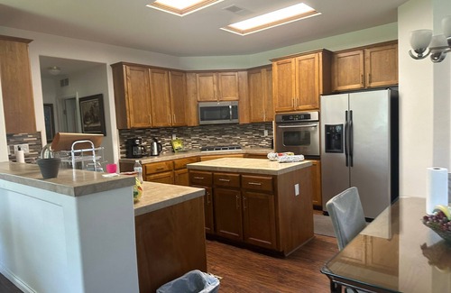 Greenacres House | Fully Furnished 6 bedroom 3 bath house