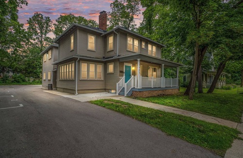 Ypsilanti Apartment | Fully Furnished, Pet-Friendly Renovated Apt Near EMU w/Free Parking