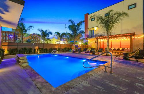 Mid-City House | Fully-Furnished Townhouse with Luxury Amenities
